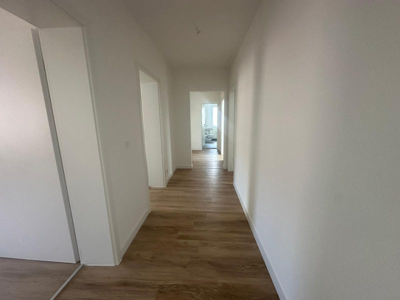 Erstbezug | sanierte 4-Zimmer-Wohneinheit in ruhiger Wohnanlage